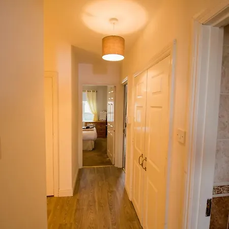 Seabreeze Luxury Beach Views - *